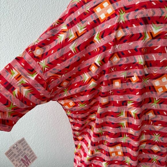 LuLaRoe Irma Red Colorful Top High Low Size M - Picture 5 of 12